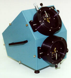 Model 272 Photo - 13kb
