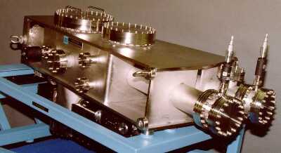 Model 225 Photo - 13kb